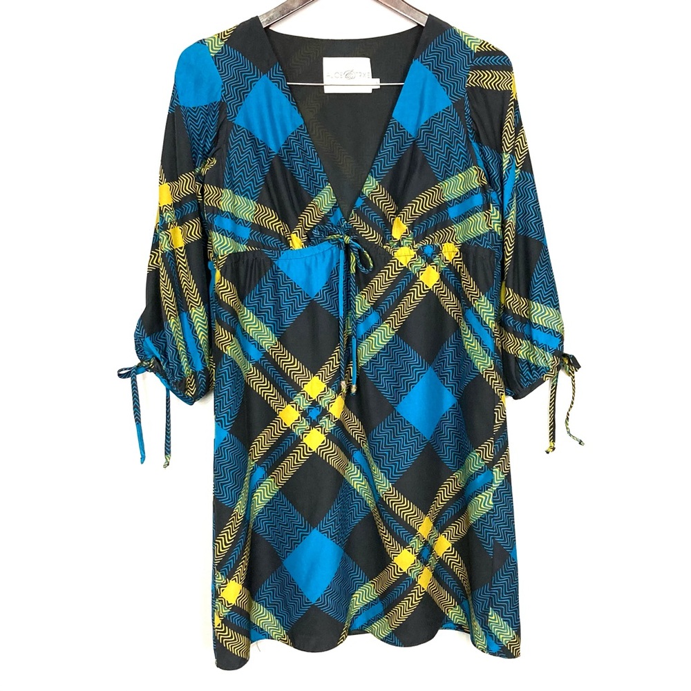 Alice & Trixie Plaid Silk Dress Women’s Size S Mini Length Shift Deep V Neckline